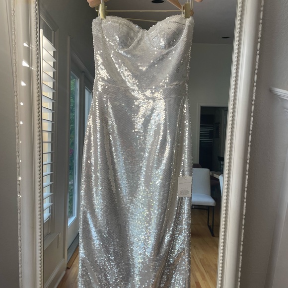 green emerald velvet dress Nadine Merabi Nina White Dress XL main image 0